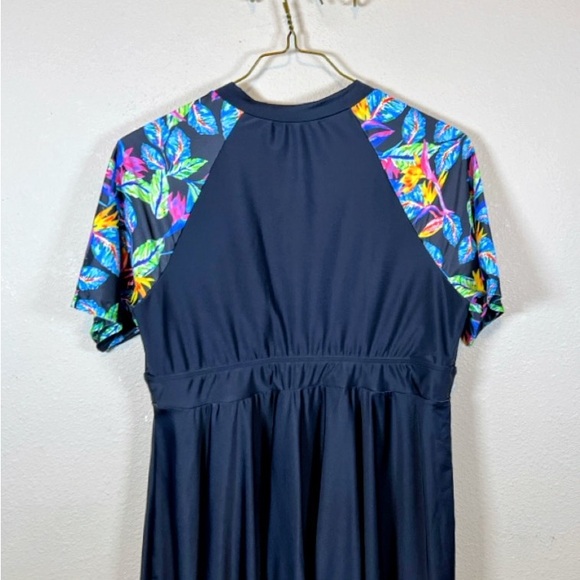 BloomChic Black One-Piece Swim Dress with Tropical Print Sleeves. Size 18/20 - Picture 5 of 5